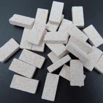 20mm White 001: 50g