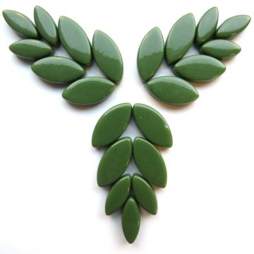 Petals: Pine Green 037 
