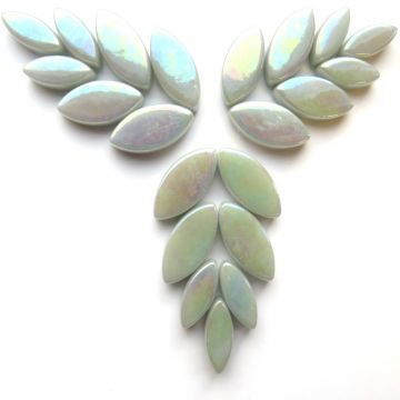 042p Iridised Pale Grey Petals: 50g
