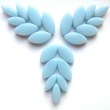 Petals: Pale Aqua 061