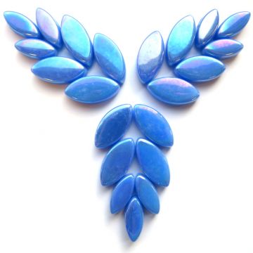 066p Iridised True Blue Petals: 50g