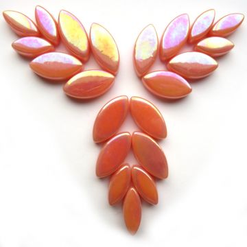 103p Iridised Apricot Petals: 50g