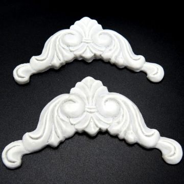 Resin: Corner 205: 9cm (set of 2)