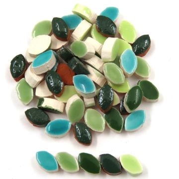 8mm Mini Petal: Vert Mix (+/-50 pieces)
