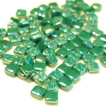 Pearlised Pine Green 037P