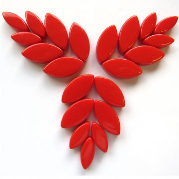 107 Bright Red Petals: 50g