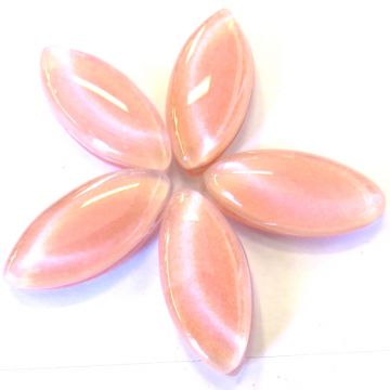 Small Fused Petals: Pink (5 pieces)