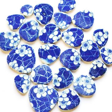 Loose Pebbles: China Blue Flowers: 06 (disc)