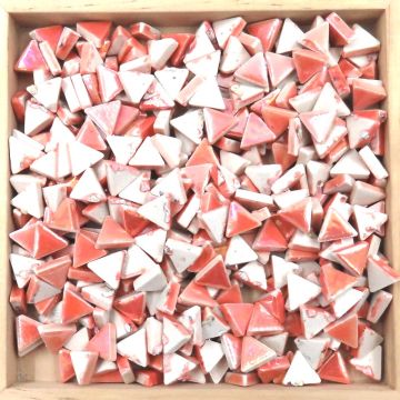 Iridised Ceramic Triangles: M6 Pearl Coral (25g)