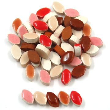 8mm Mini Petal: Rouge Mix (+/-50 pieces)