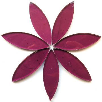 Large Petals: MT09 Clear Violet: 7 pieces