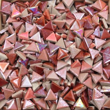Iridised Ceramic Triangles: Pomegranate (25g)