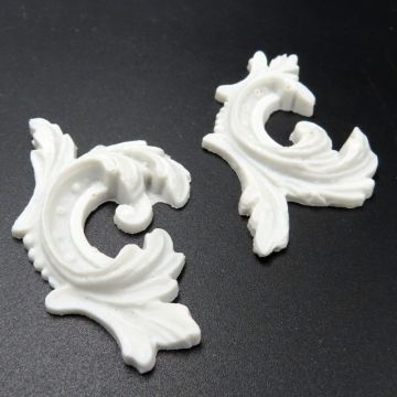 Resin: Scroll 407: 7,5cm (set of 2)