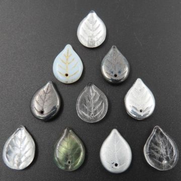 Leaf Mix 18mm: Winter (+/-18pcs)