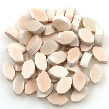 8mm Mini Petal: Soft Blush, WR04
